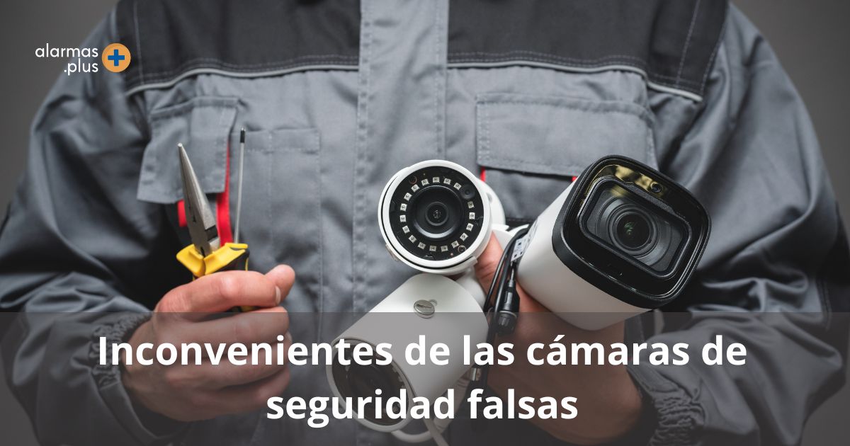 Inconvenientes de las cámaras de seguridad falsas
Las cámaras de seguridad falsas, a pesar de su apariencia convincente, presentan ciertos inconvenientes que es importante tener en cuenta para evaluar su efectividad en la protección de un hogar o negocio. A continuación, se detallan los principales problemas asociados a este tipo de dispositivos simulados: